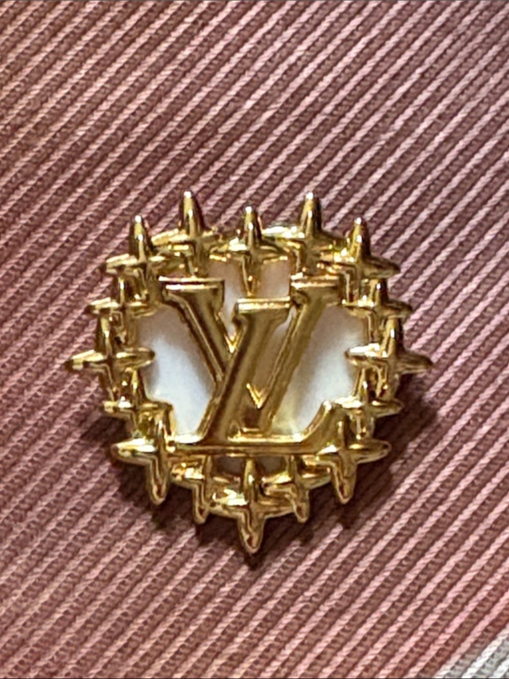 Fashion Gold-Tone Heart Brooch